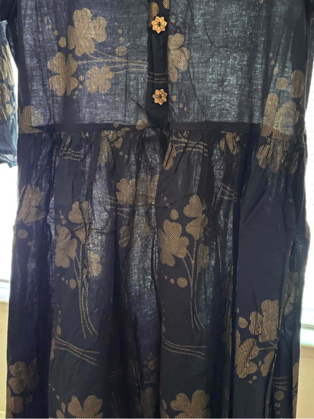 Dress - Picture 5 of 10
